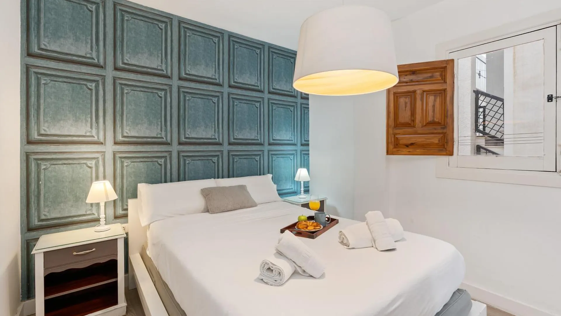 Home4U Elv 136 Granada